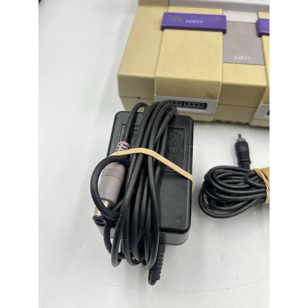 Super Nintendo SNES Console Bundle Oem With Controller All Cables Tested